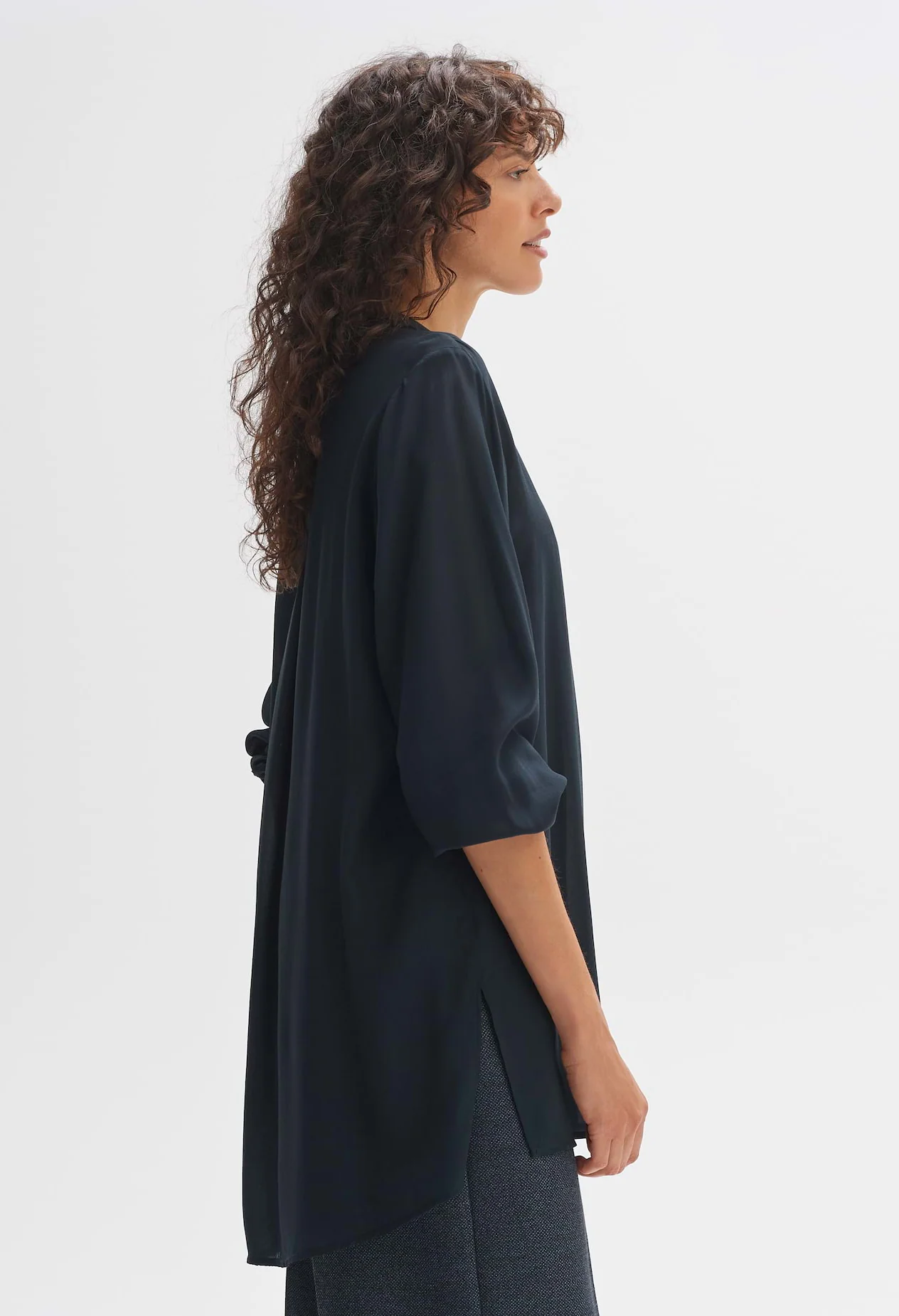 Facura Long Blouse - Image 11