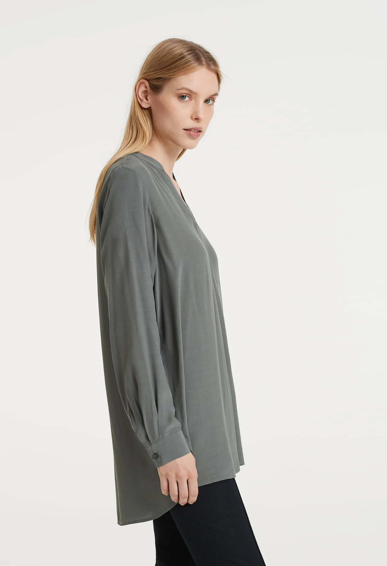 Facura Long Blouse - Image 7