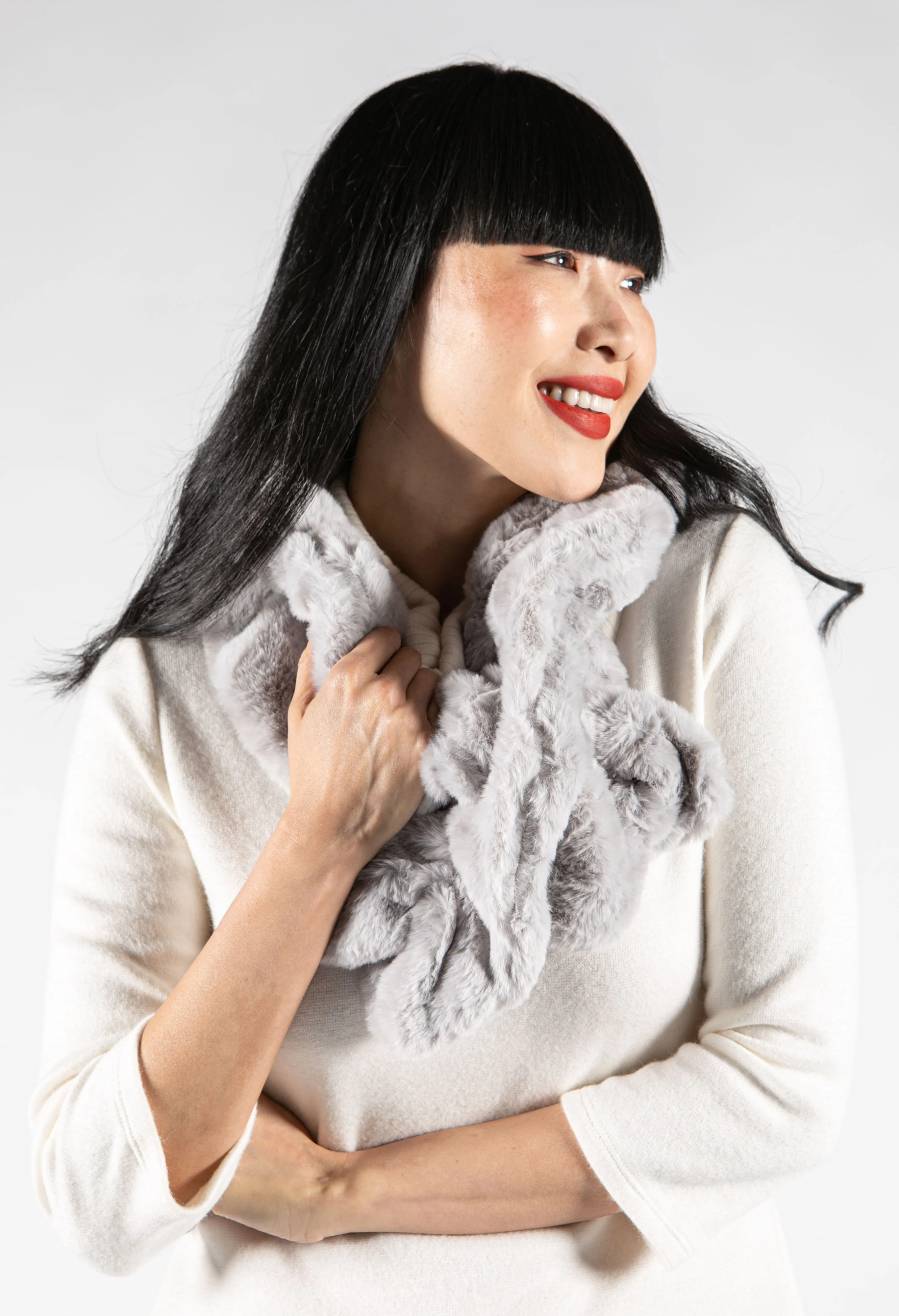 Faux Fur Gathered Look Scarf - Image 3