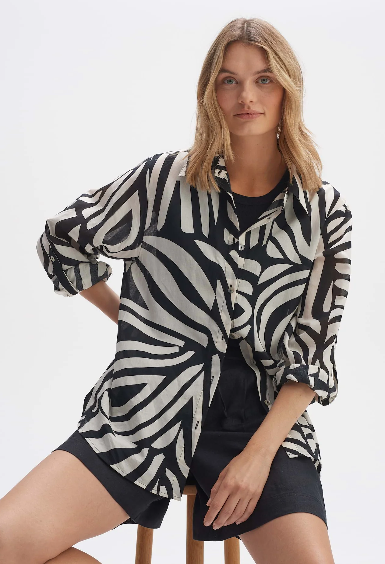 Fumine Oasis Blouse - Image 5