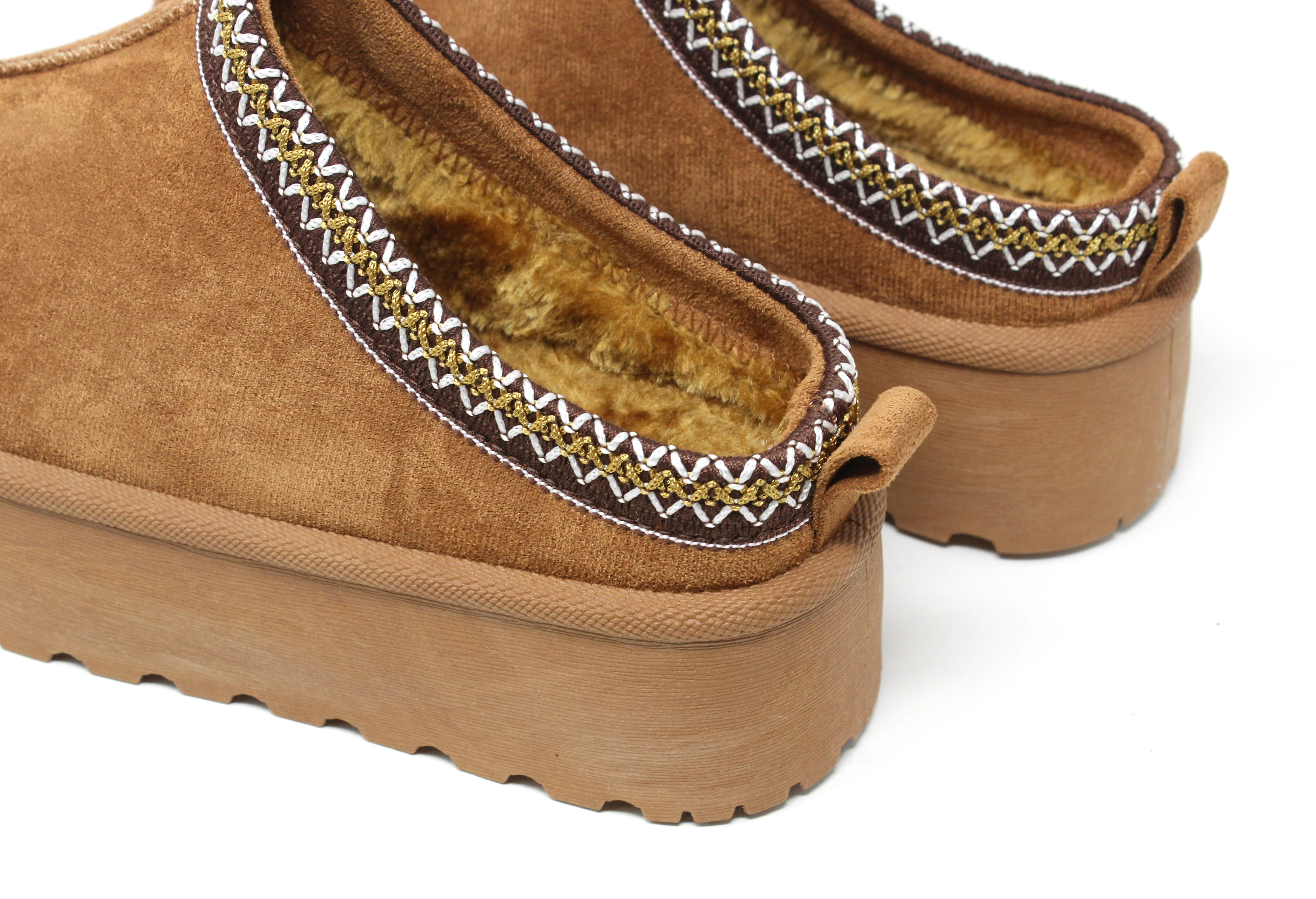 PLATFORM SLIP ON BOOT *RECOMMEND SIZING DOWN* - Image 11