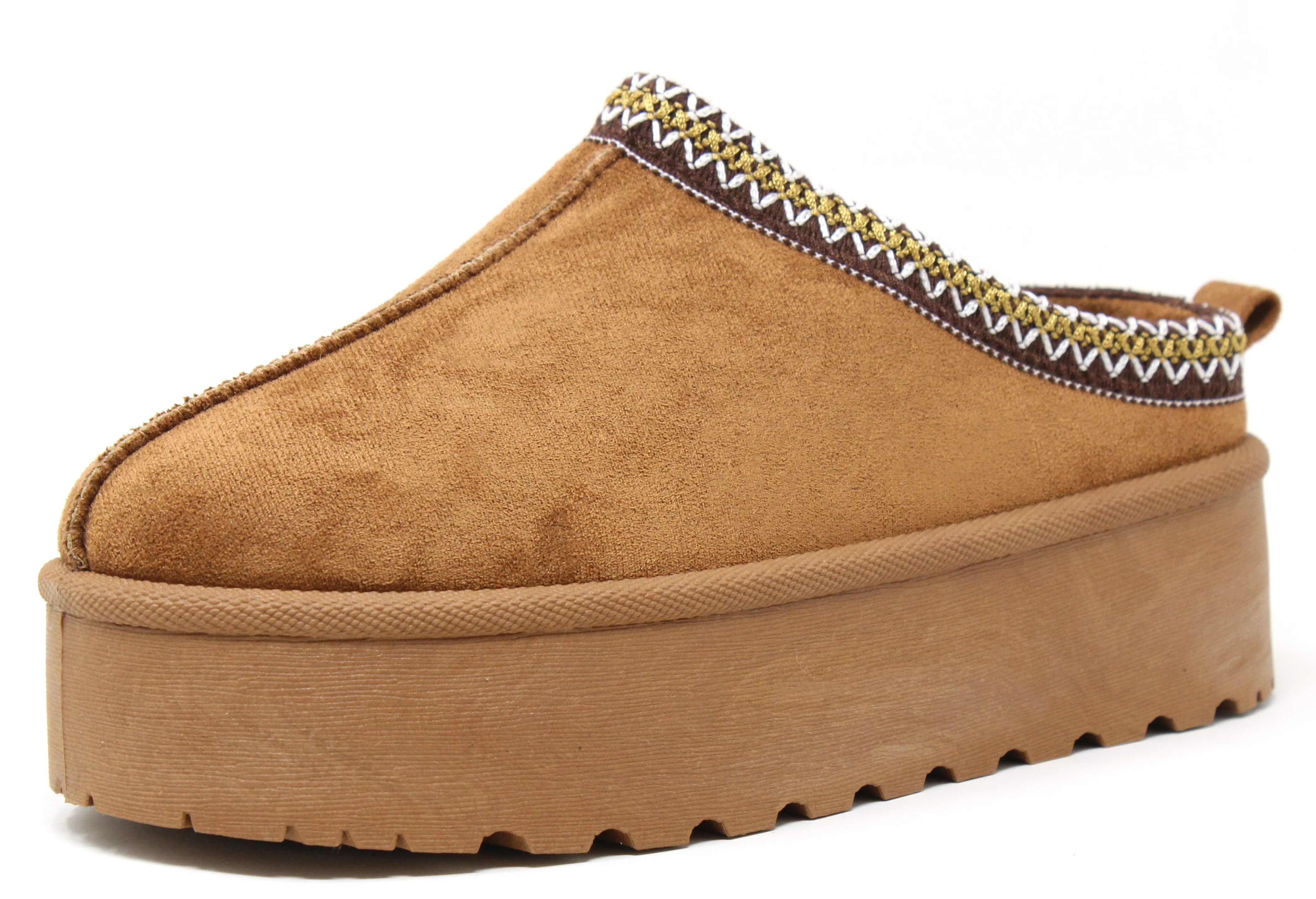 PLATFORM SLIP ON BOOT *RECOMMEND SIZING DOWN* - Image 9