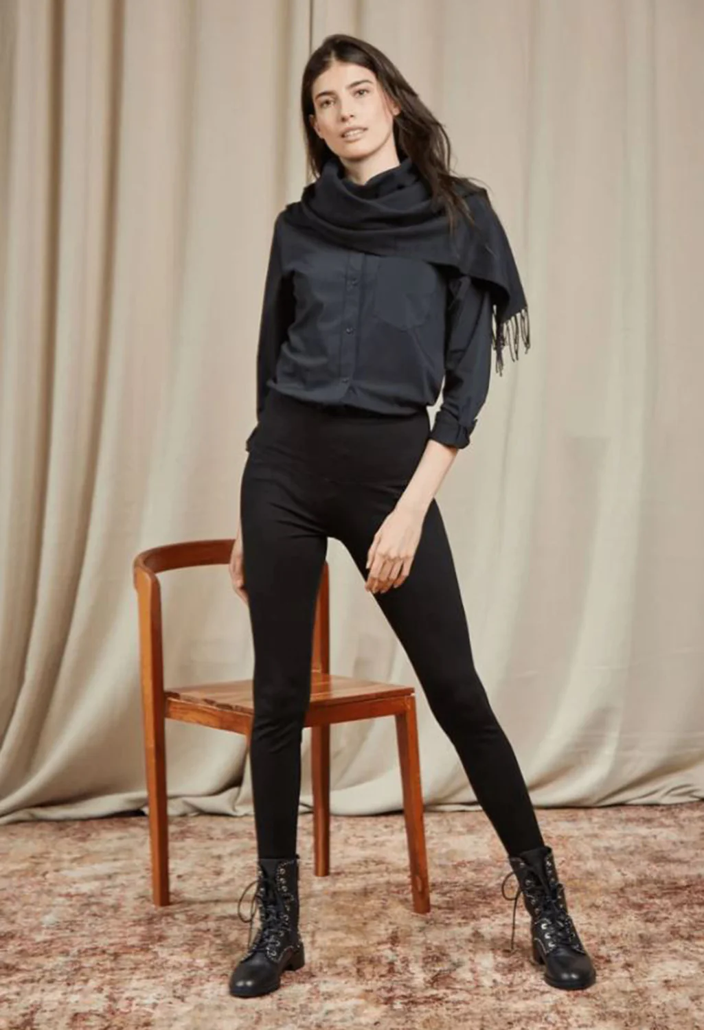 Signature Center Seam Leggings - Image 13