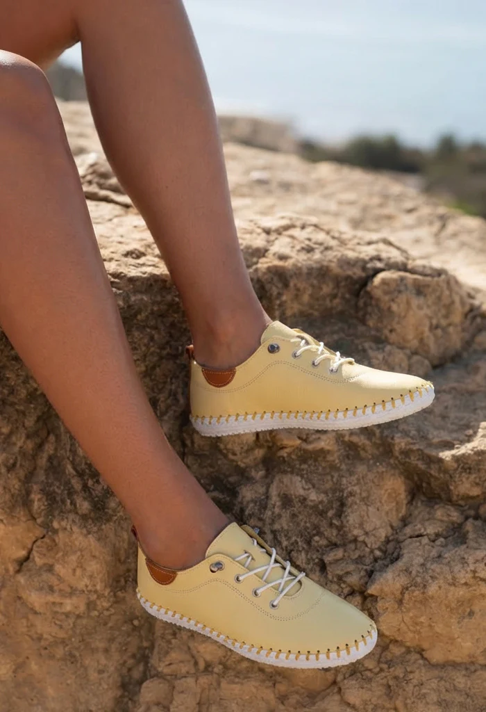 St. Ives Leather Plimsoll - Image 11