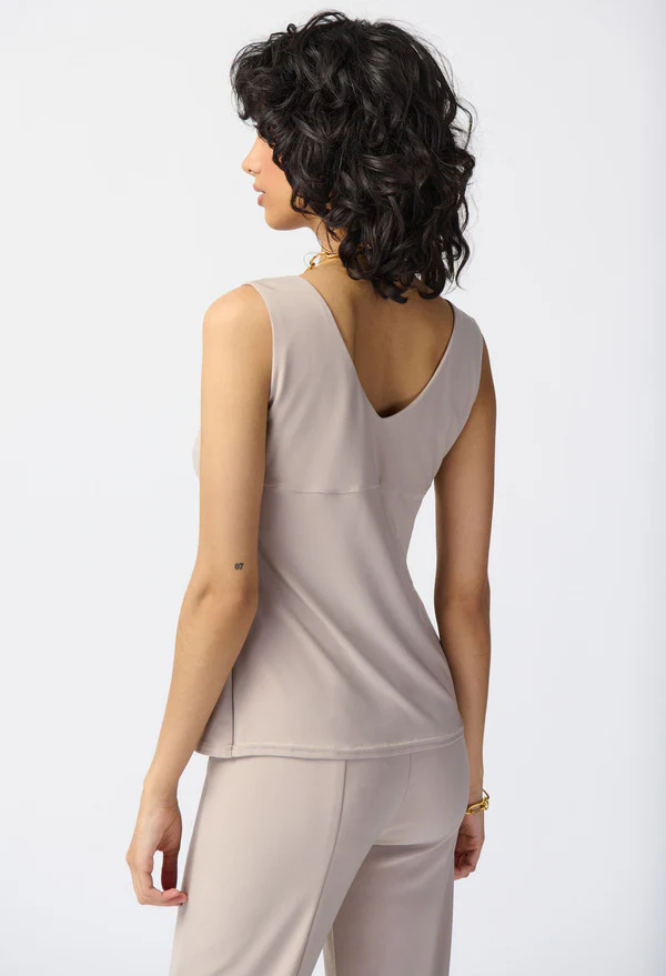 V-NECK SLEEVELESS TOP - Image 7